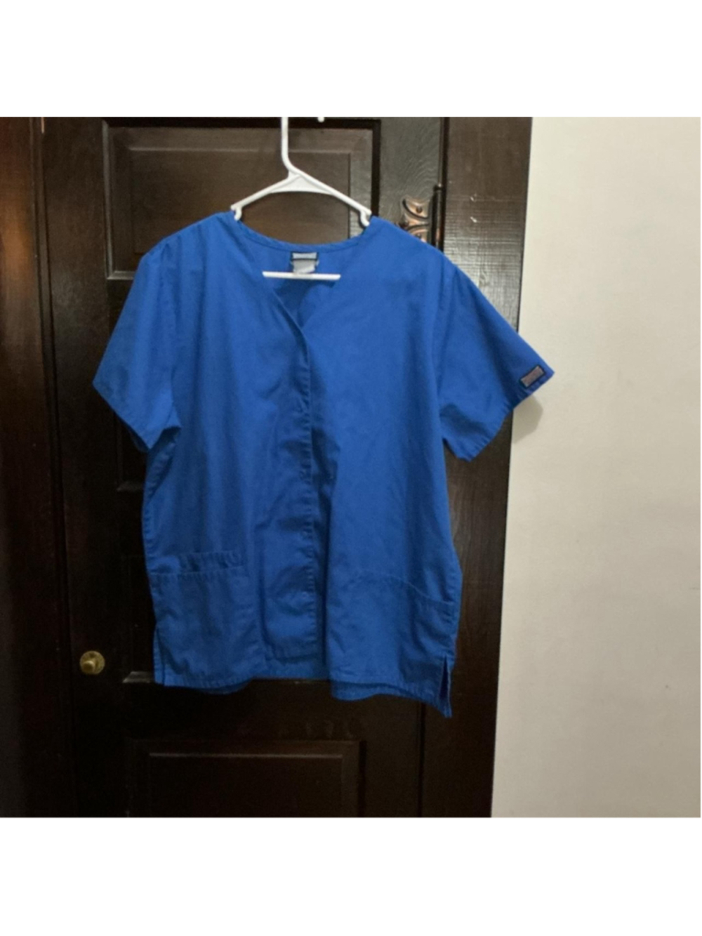 (552) Cherokee blue scrub top unsure if it’s large or extra large #medical #heal